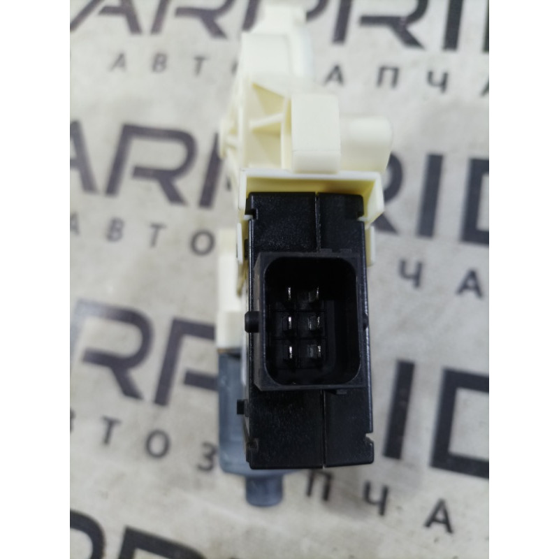 Мотор стеклоподъемника (электрика) Jeep Renegade BU 2020 2.4 68268743AA