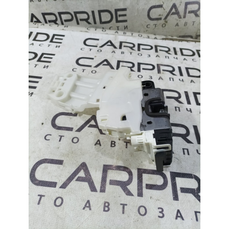 Замок двери (кузов и элементы) Jeep Renegade BU 2020 2.4 68268761AA