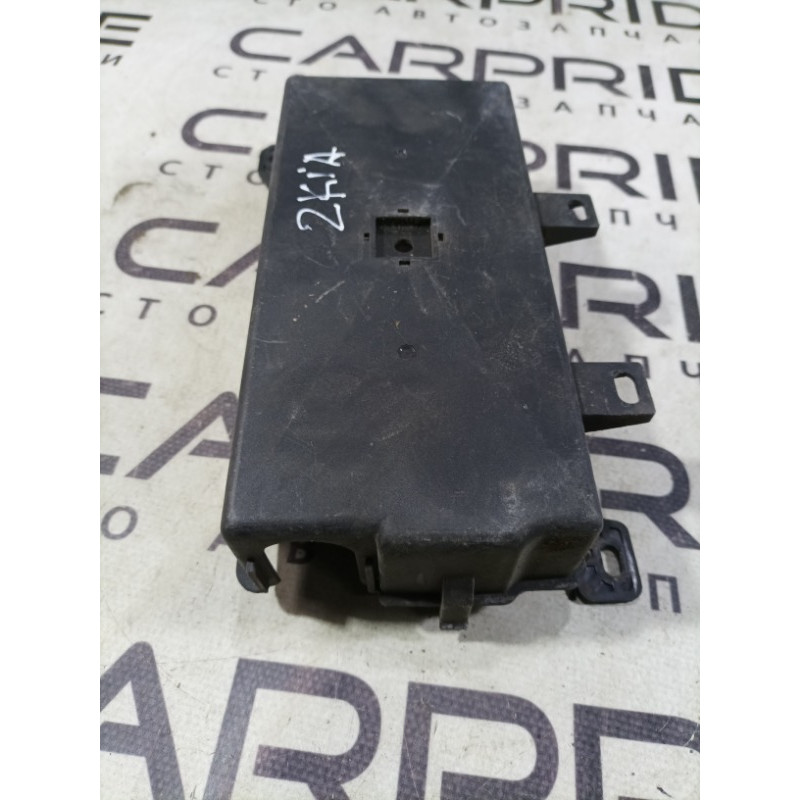 Крышка блока предохранителей (двигатель и элементы) KIA Sorento BL 2007 2.5 CRDI 911603E990