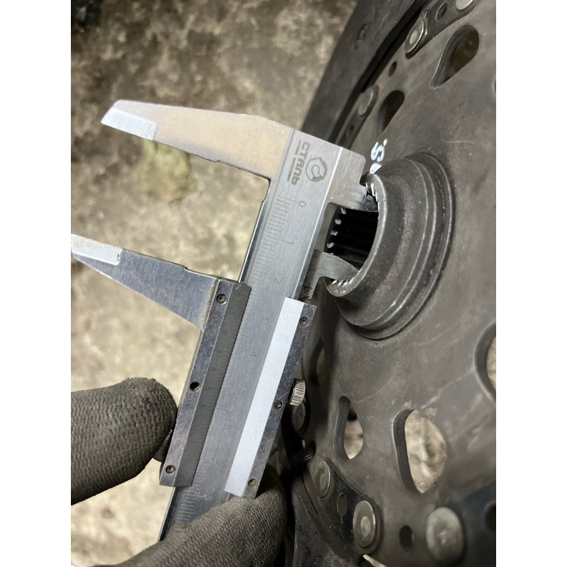 Диск сцепления (трансмиссия) Mazda 6 GH 2008 2.0 RF7J RF3016460B