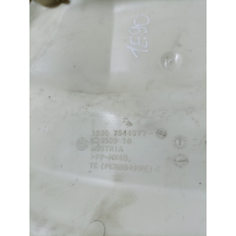 Крышка блока предохранителей (двигатель и элементы) BMW 3-series E90 2006 N46B20 12907544577