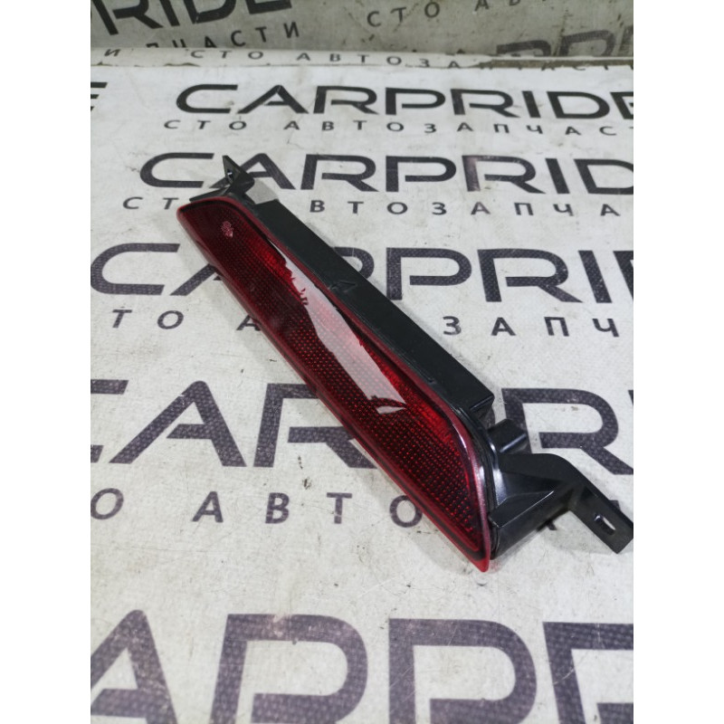 Повторитель стоп сигнала (оптика) Jeep Cherokee wk2 05303754af