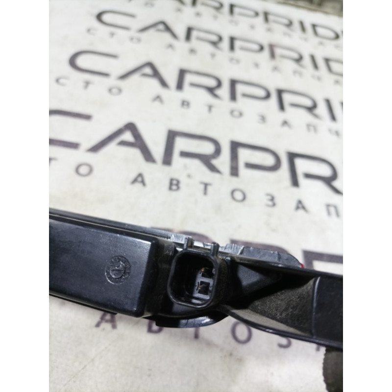 Повторитель стоп сигнала (оптика) Jeep Cherokee wk2 05303754af