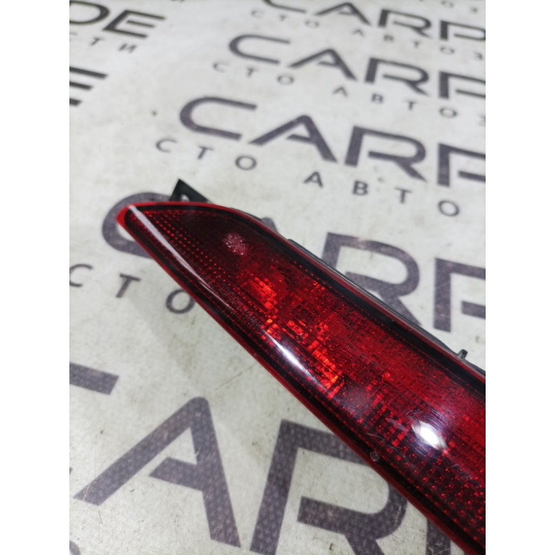 Повторитель стоп сигнала (оптика) Jeep Cherokee wk2 05303754af