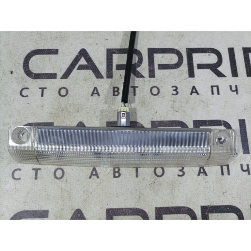 Повторитель стоп сигнала (оптика) Toyota Sienna 3