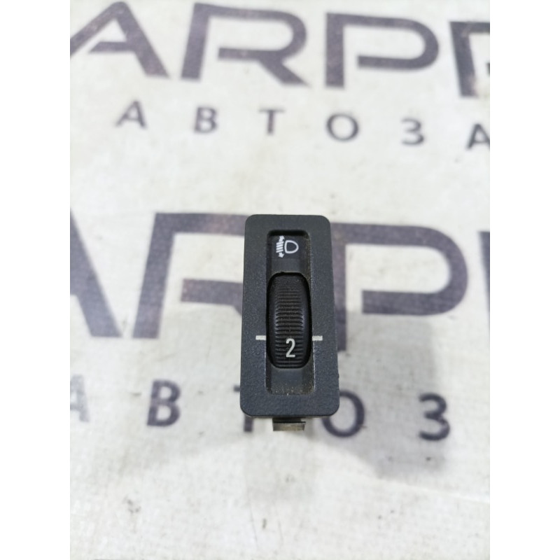 Кнопка корректора фар (электрика / кнопки) BMW 5-series E34 1994 M50B25 61318351268