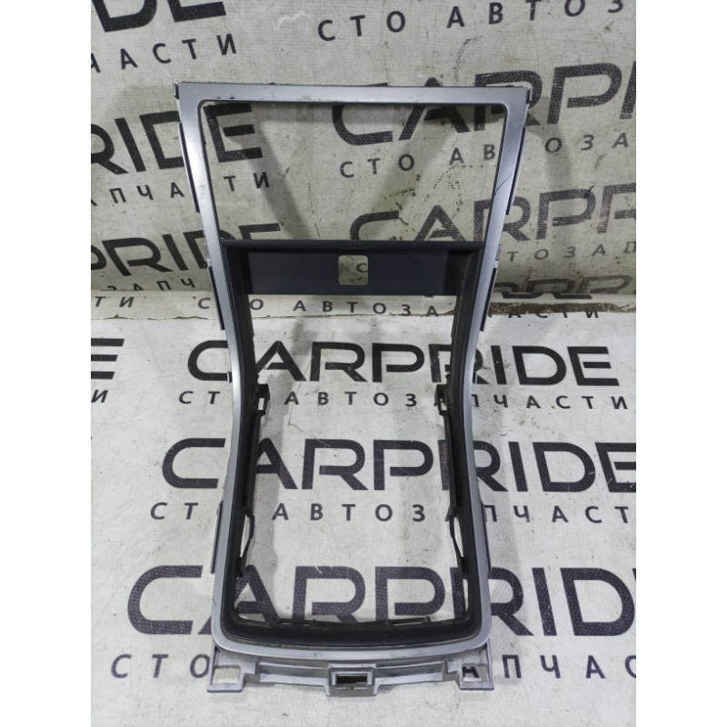 Накладка центральной консоли (салон) Mazda 6 GH 2008 2.0 RF7J gs1d64341