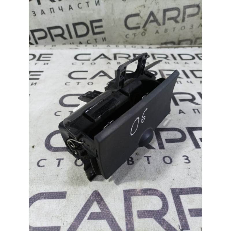 Пепельница (салон) Mazda 6 GH 2008 2.0 RF7J gs1d64626