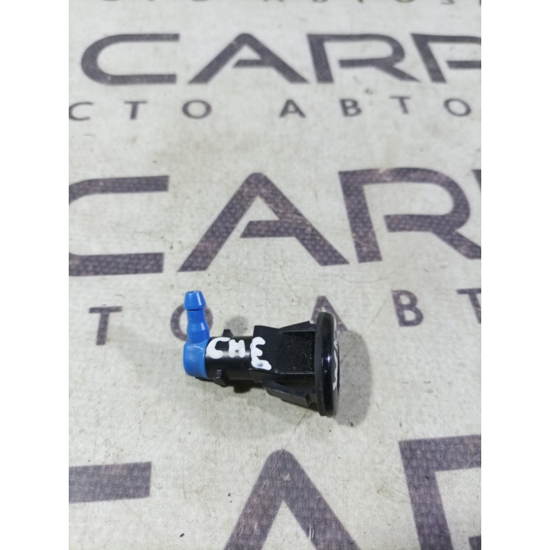 Форсунка омывателя (кузов и элементы) Jeep Cherokee wk2 68111114AA