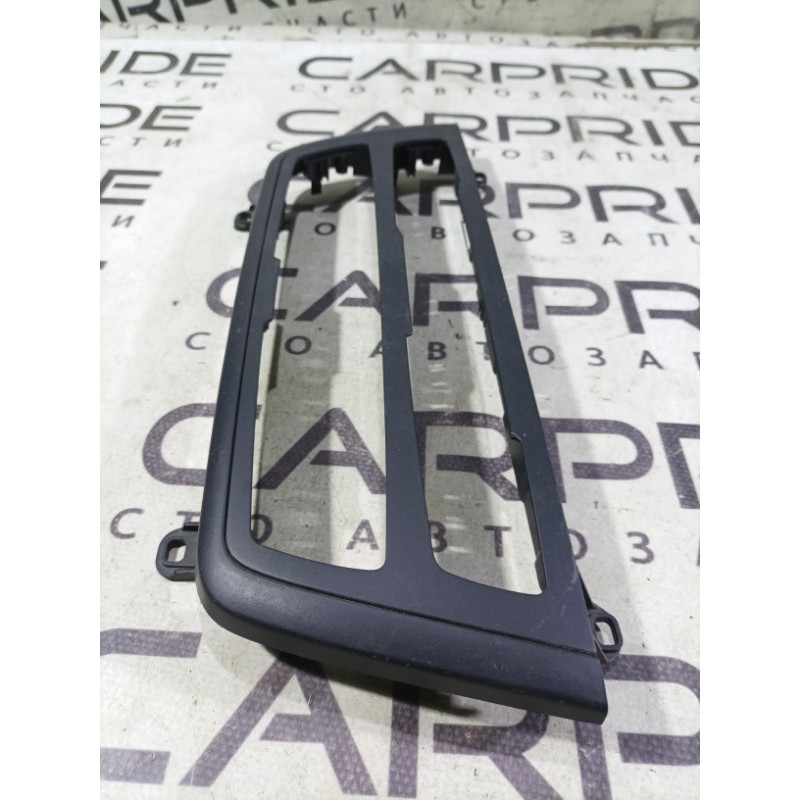 Декоративна накладка торпеди (салон) BMW 3-series F30 2013 N26B20 64119207195