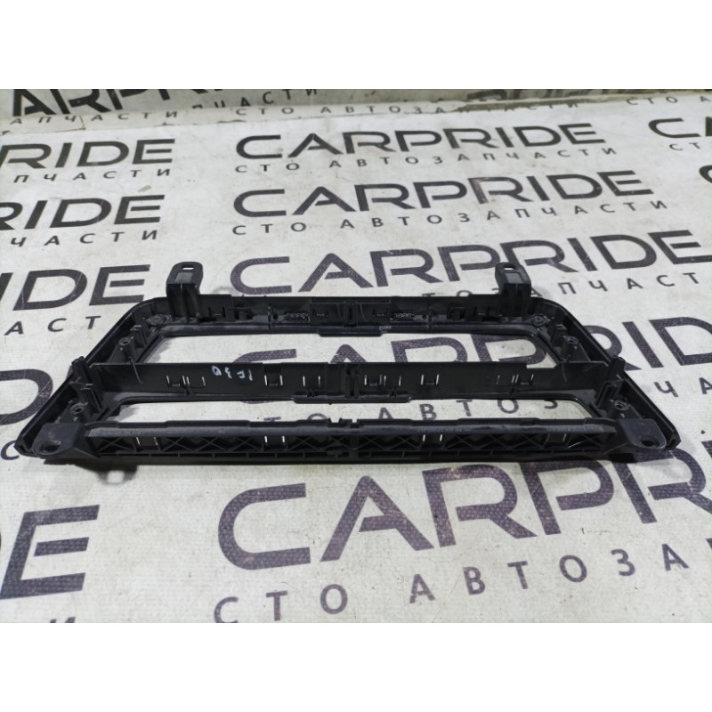Декоративна накладка торпеди (салон) BMW 3-series F30 2013 N26B20 64119207195