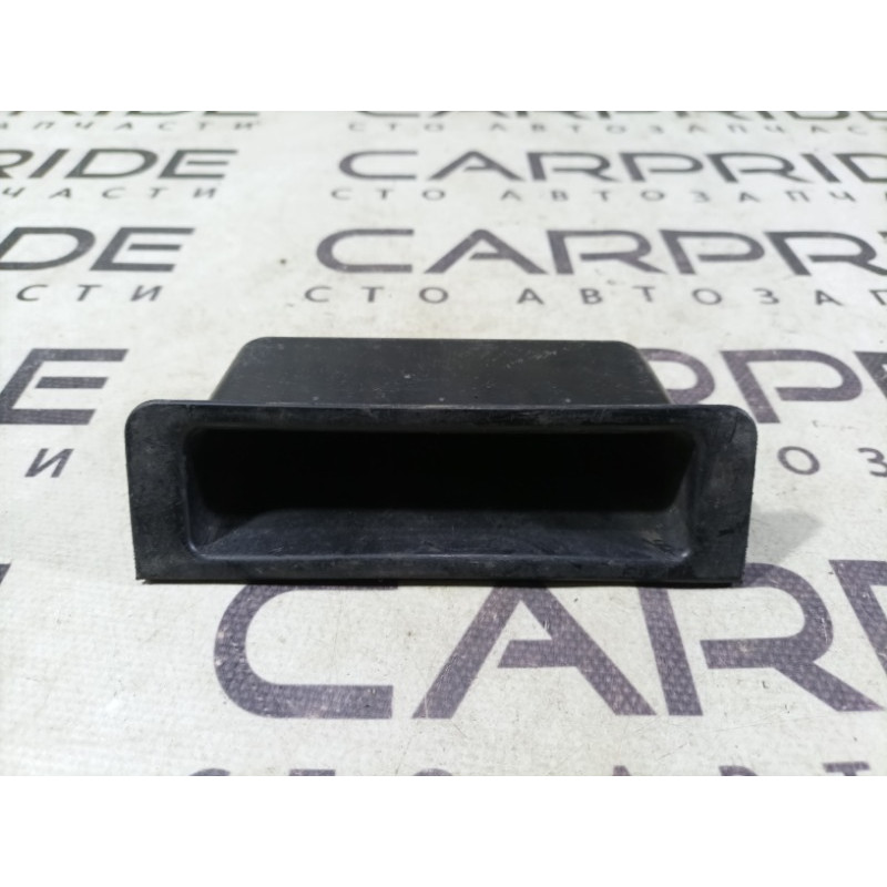 Ящик центральной консоли (салон) BMW 5-series E39 51168210445