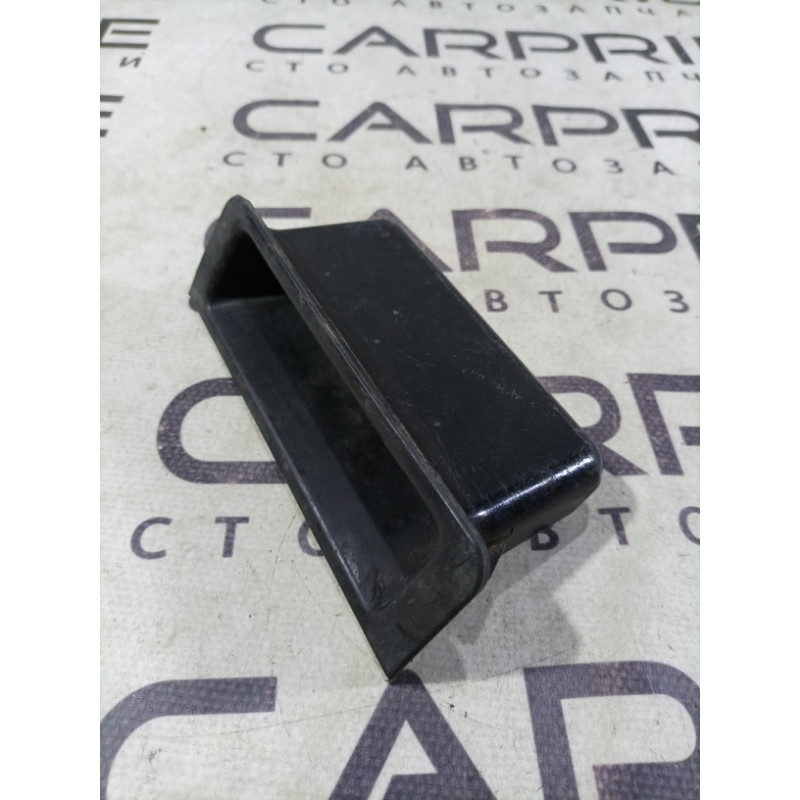 Ящик центральной консоли (салон) BMW 5-series E39 51168210445