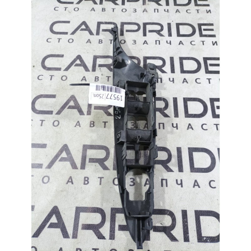 Пластик салона (салон) Hyundai Sonata YF 2013 2.4 935723S050RAS