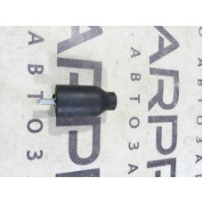 Отбойник крышки багажника