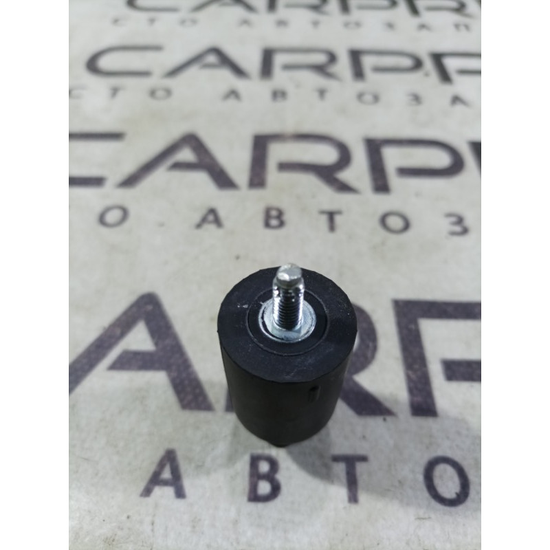 Отбойник крышки багажника (кузов и элементы) Subaru Forester SJ 2014 2.5 63262SG001