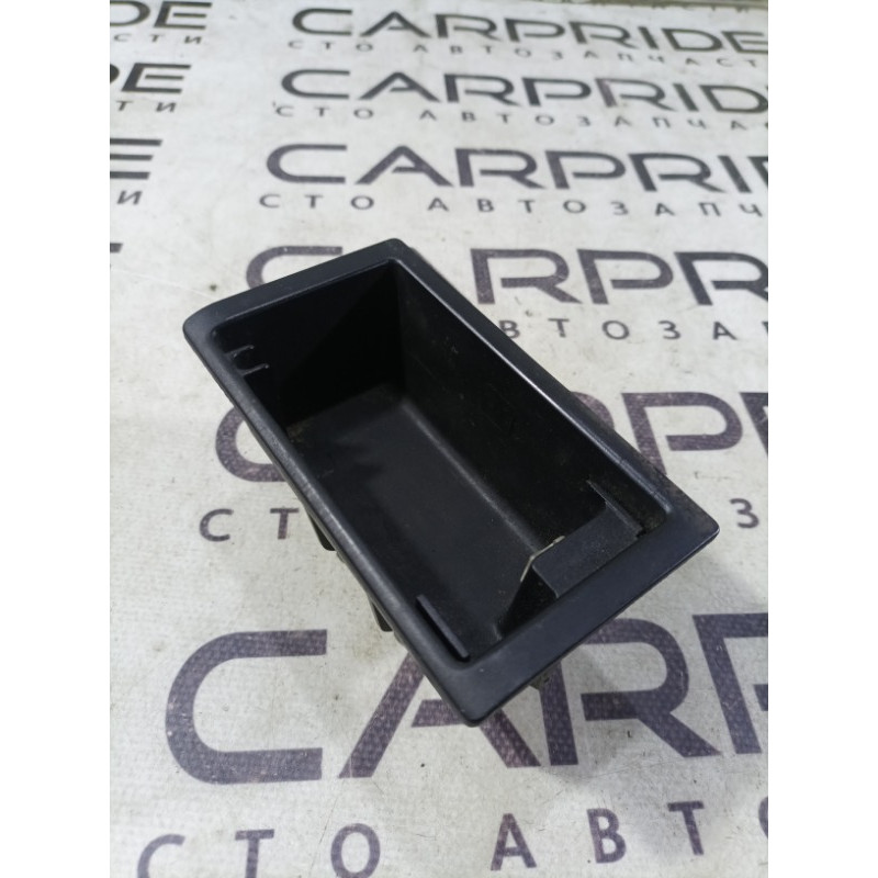 Ящик центральной консоли (салон) BMW 3-series E46 51168225529