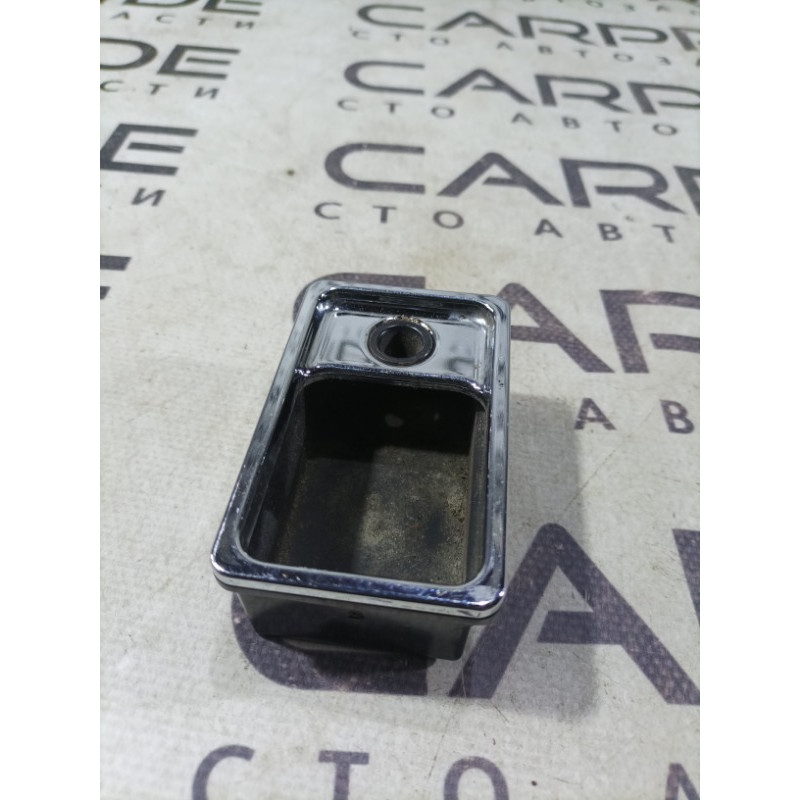 Пепельница (салон) BMW 7-series E38 51168170481