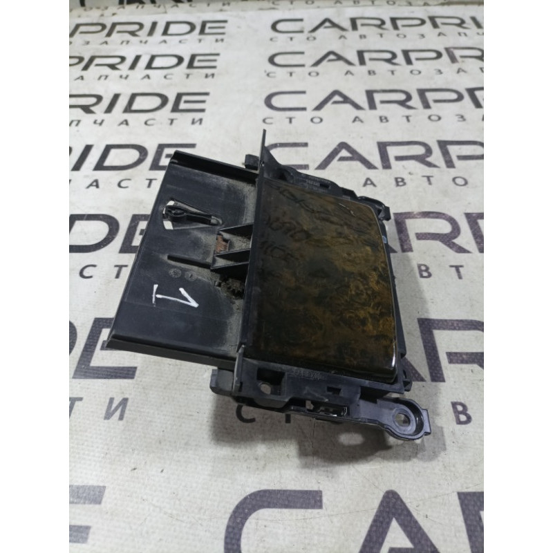 Пепельница (салон) BMW 5-series E60 M54b30 7112006