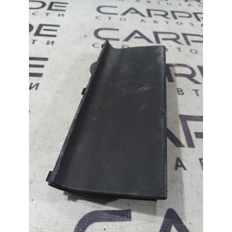 Накладка центральной консоли (салон) AUDI A4 B6 2003 1.8 BFB 8e0864147