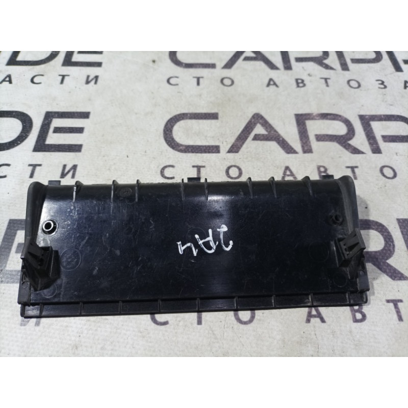 Накладка центральной консоли (салон) AUDI A4 B6 2003 1.8 BFB 8e0864147