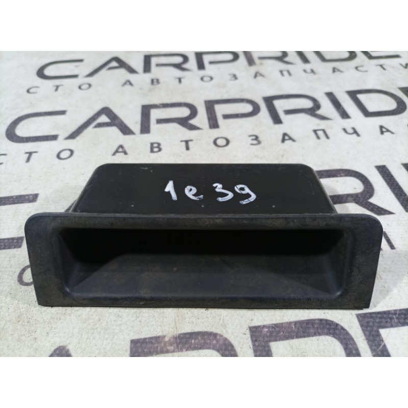 Ящик центральной консоли (салон) BMW 5-series E39 2001 M47D20 51168210445