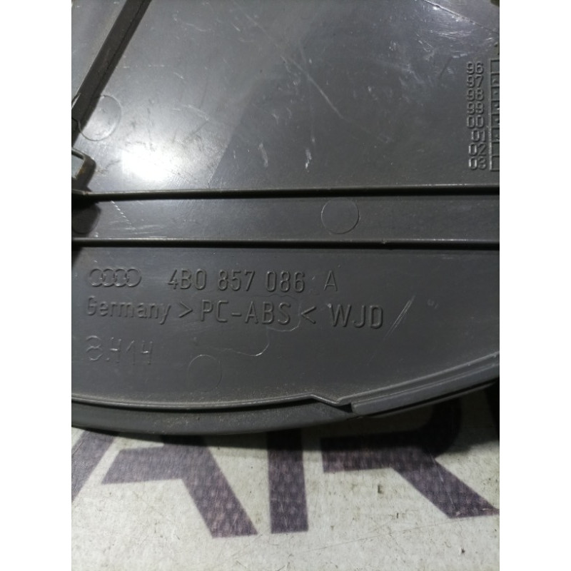 Накладка торпеды боковая (салон) AUDI A6 C5 2001 2.5 AKE 4b0857086