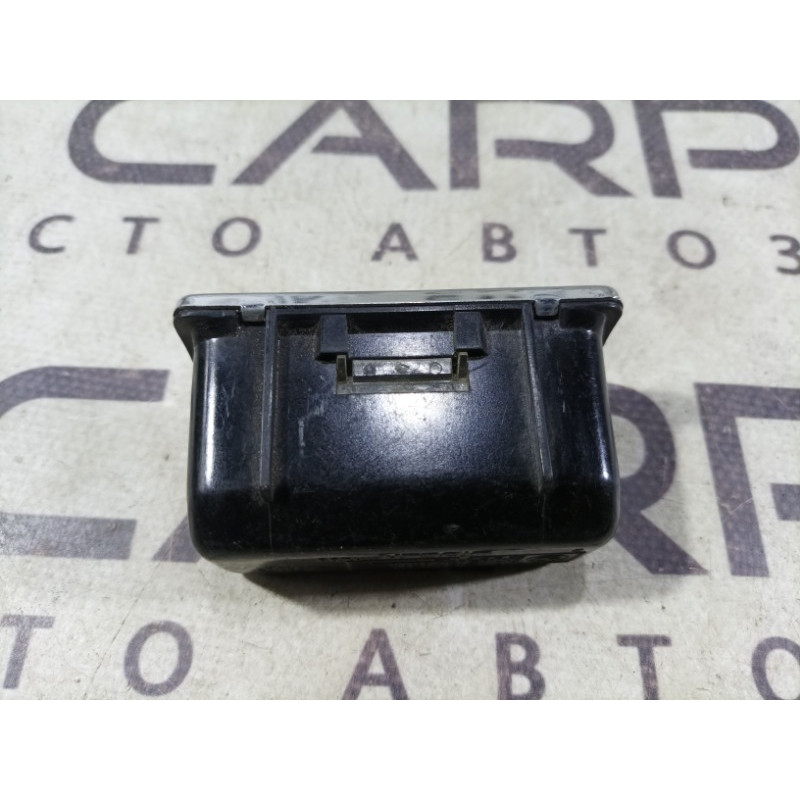 Пепельница (салон) BMW 7-series E38 51168175111