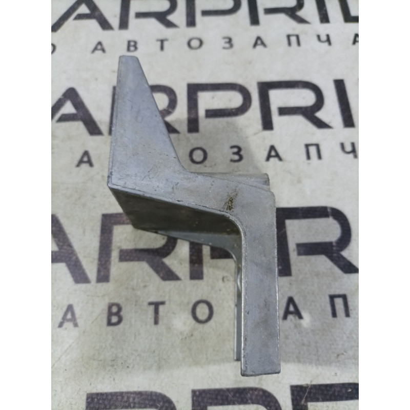 Кронштейн (двигатель и элементы) AUDI A6 C5 2001 2.5 AKE 4b9813384a