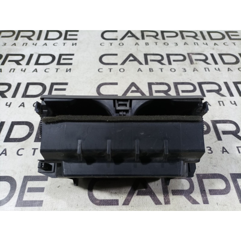 Подстаканник (салон) Mazda 6 GG 2004 2.0 RF5 gj6a64361