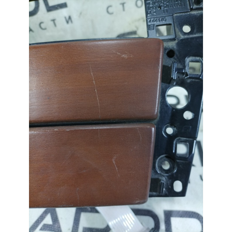 Бардачок центральной консоли (салон) BMW 7-series E65 N62B44 51458261060