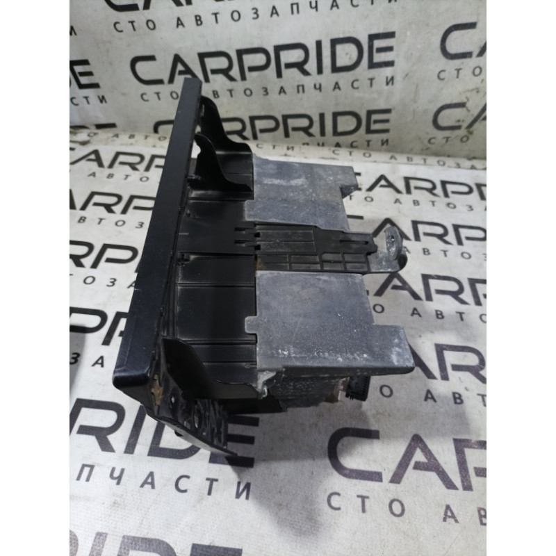 Бардачок центральной консоли (салон) BMW 7-series E65 N62B44 51458261060