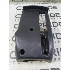 Кожух рулевой колонки нижний