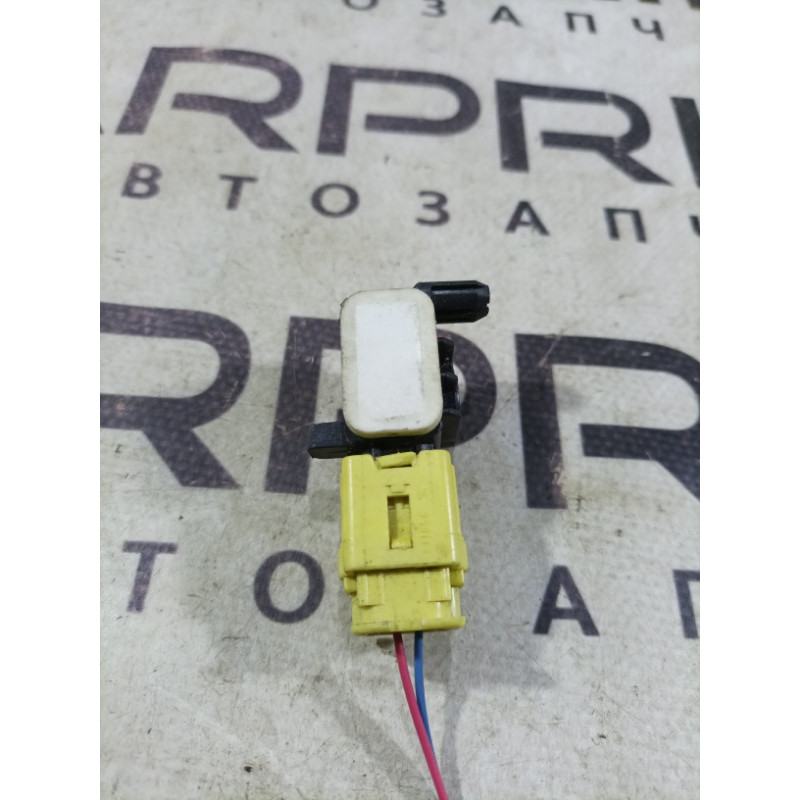 Датчик удара (электрика / датчики) Infiniti QX60 L50 2015 3.5 985813ja0a