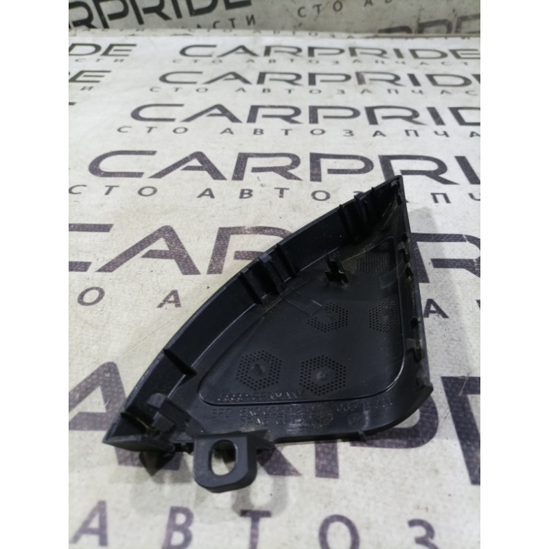 Накладка зеркала (салон) Audi A4 B8 8k0035423