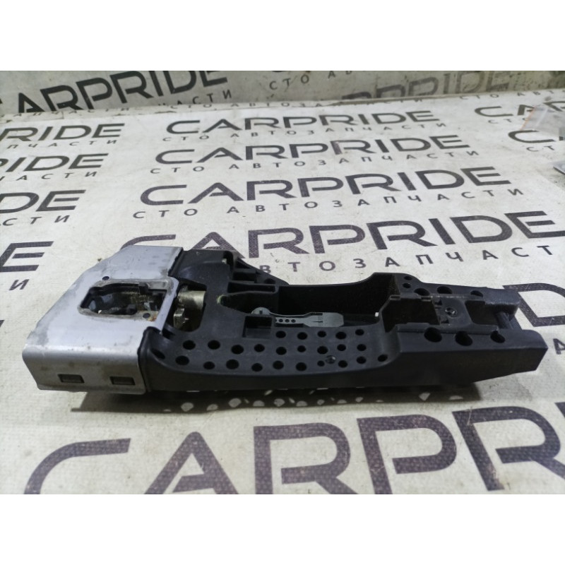 Кронштейн ручки двери (кузов и элементы) Audi A4 B8 8t1837885b