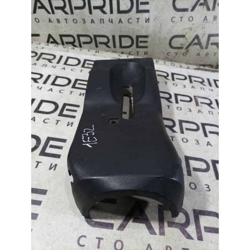 Кожух рульової колонки нижній (салон) BMW 7-series E32 1990 M70b50 32311159325
