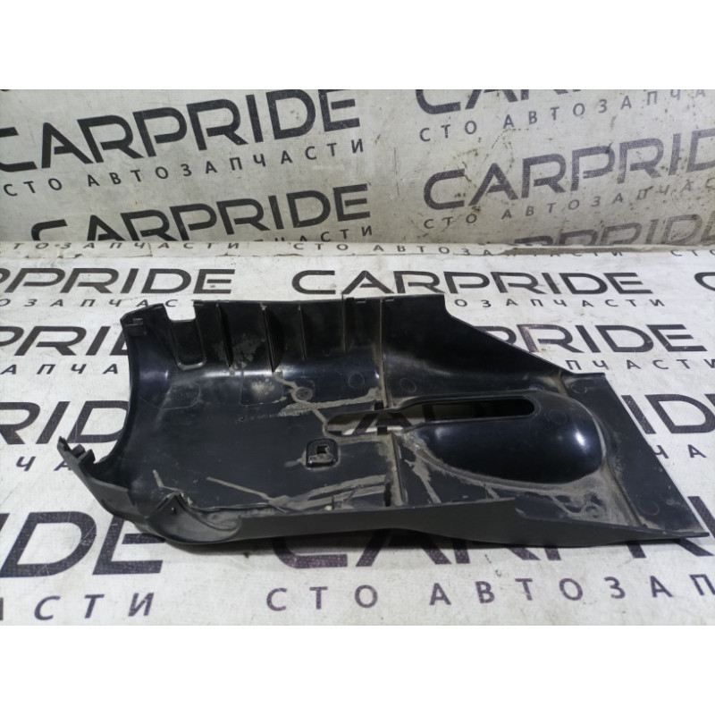 Кожух рульової колонки нижній (салон) BMW 7-series E32 1990 M70b50 32311159325