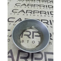 Крепление лючка бака