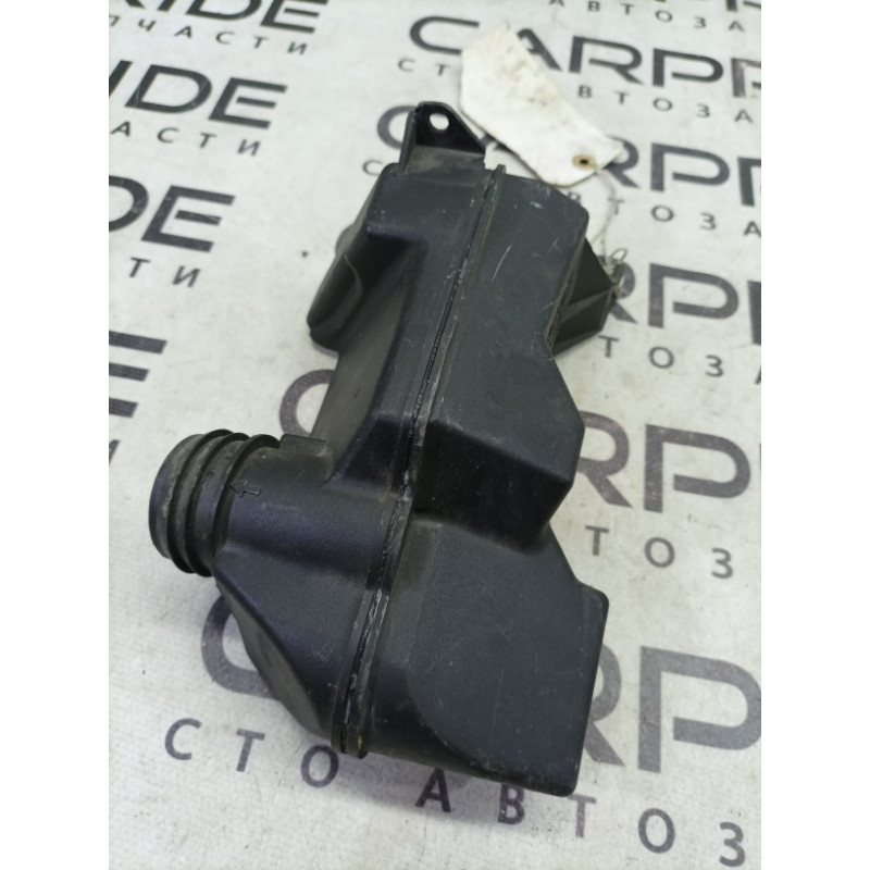 Резонатор воздушный (впускная система) BMW 5-series E39 13711703028