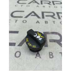 Крышка маслозаливной горловины