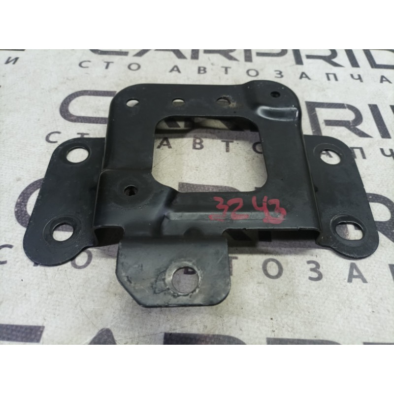 Кронштейн (двигатель и элементы) FORD Fusion MK5 2016 2.5 dg936k034ac