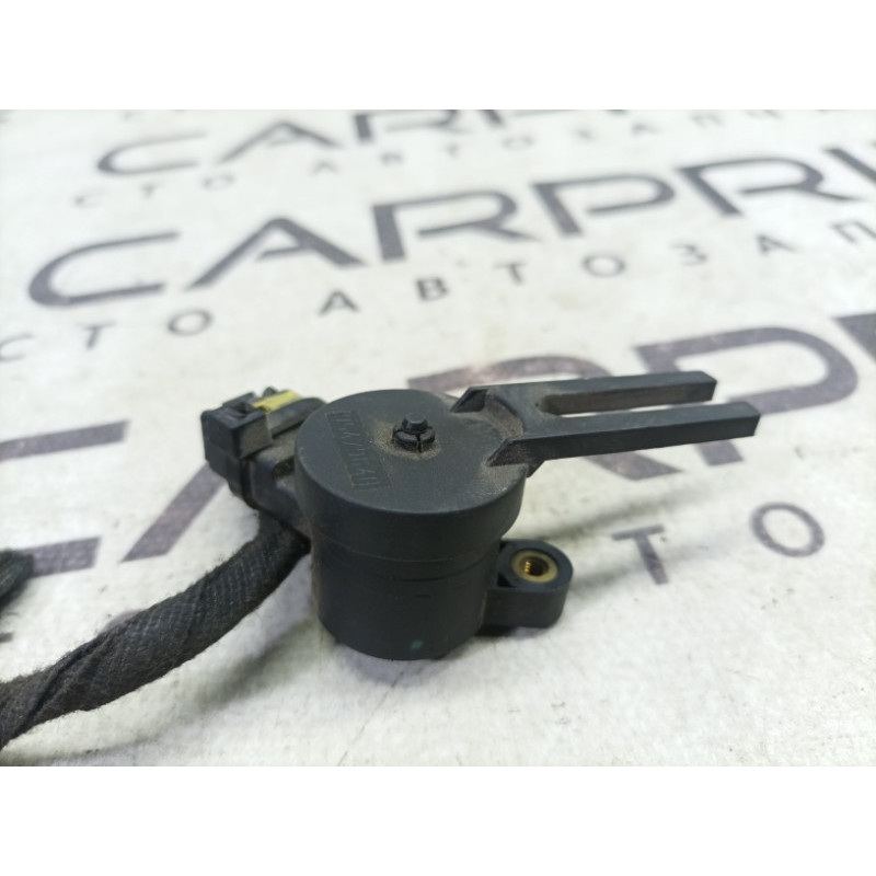 Датчик положения педали тормоза (электрика / датчики) CHEVROLET Cruze J300 2012 1.8 95479640