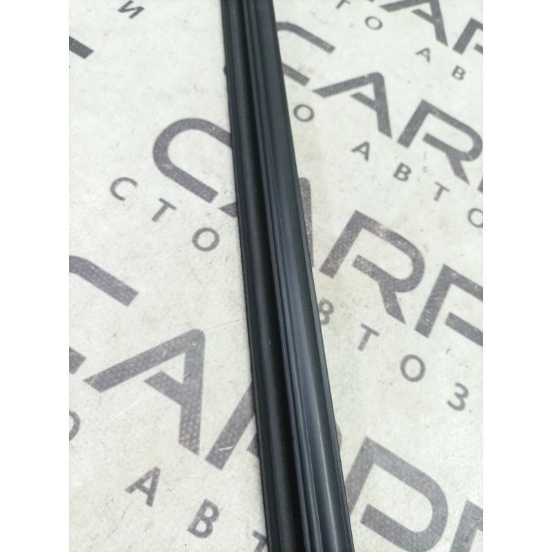 Молдинг стекла внутренний (наружные элементы кузова) Jeep Compass MK49 2011 2.4 5074654AD