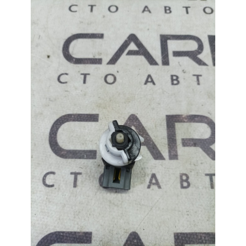 Концевик педали тормоза (электрика / датчики) KIA Sorento UM 2013 2.4 938103S000