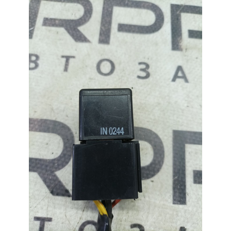 Реле (электрика) BMW 3-series E46 610t