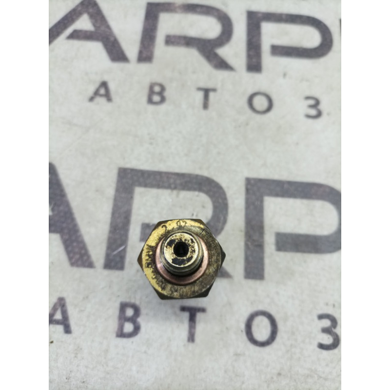 Датчик давления масла (электрика двигателя) BMW 5-series E60 M54b30 1710509