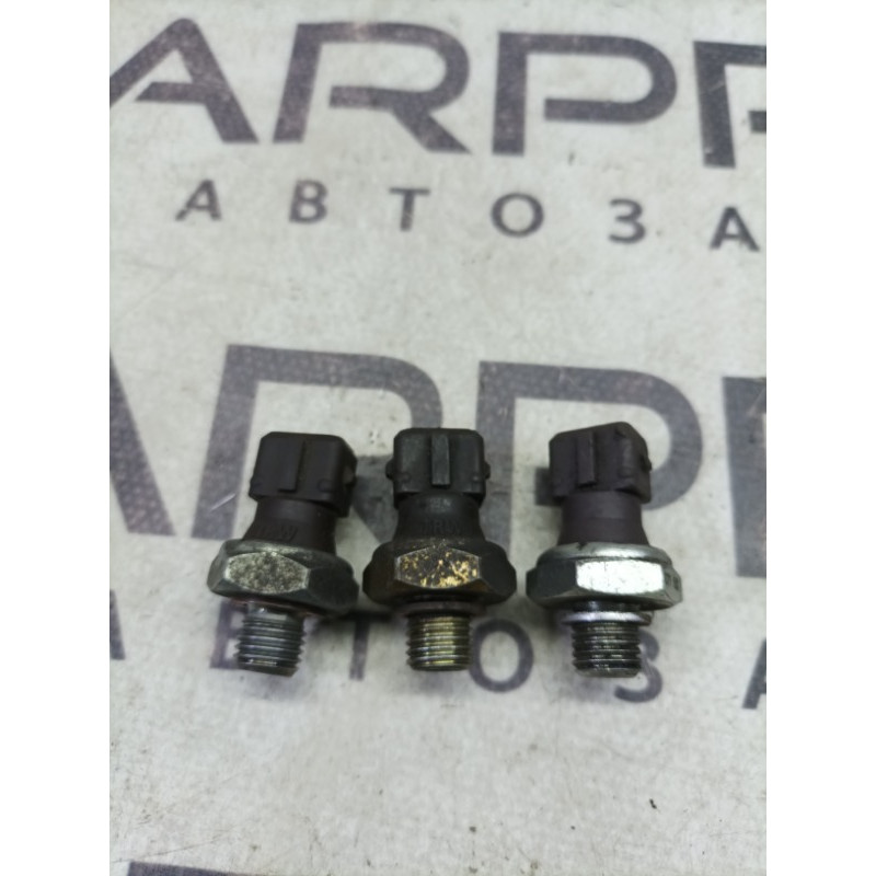 Датчик давления масла (электрика двигателя) BMW 5-series E60 M54b30 1710509