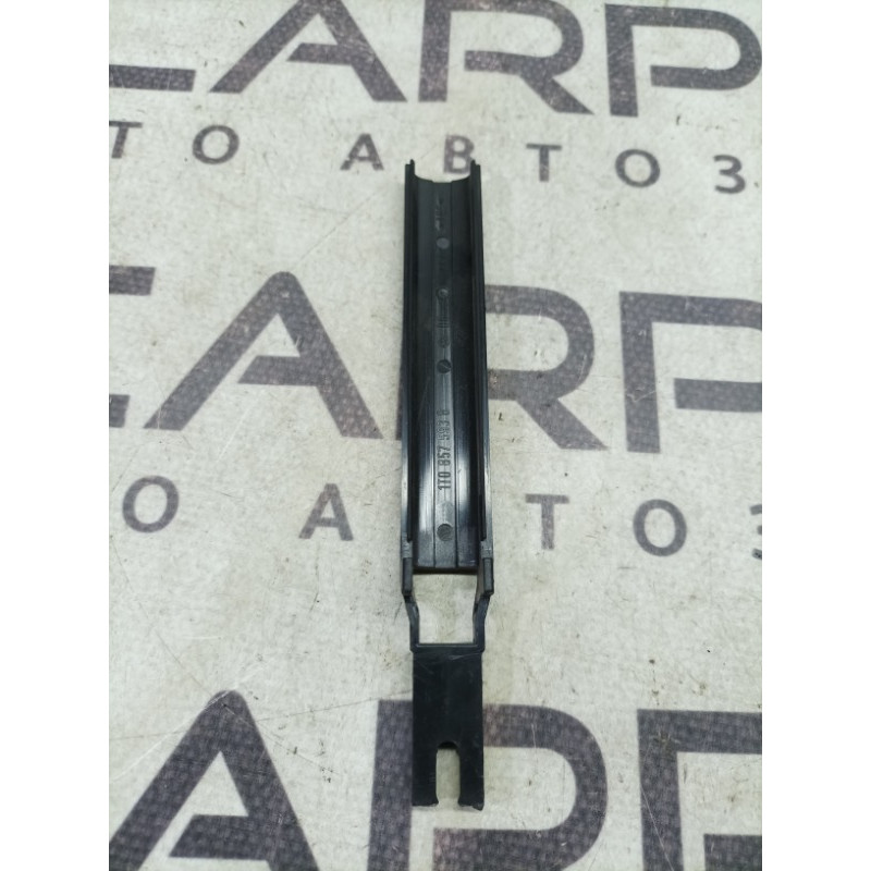 Накладка дзеркала в салоні (салон) Volkswagen Passat B7 1t0857593b