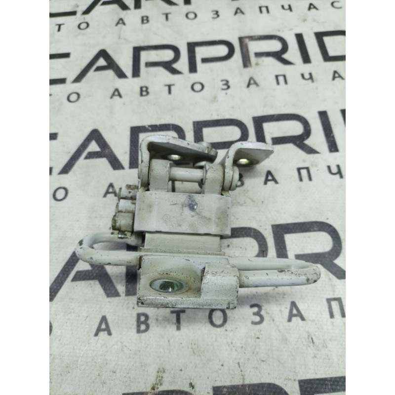 Петля двери (кузов и элементы) Volkswagen Golf 1K 2.5 1k0831412q